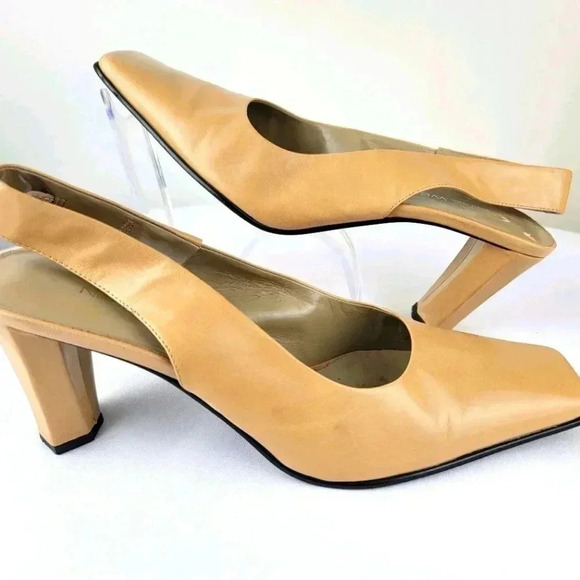 NINE WEST  Heel Slingback - Picture 1 of 6